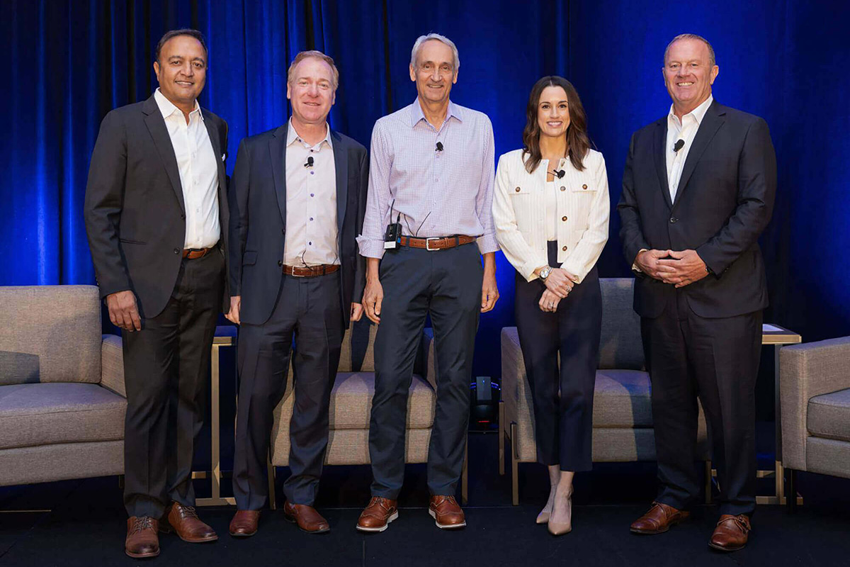 LendingCon Conference Group Photo